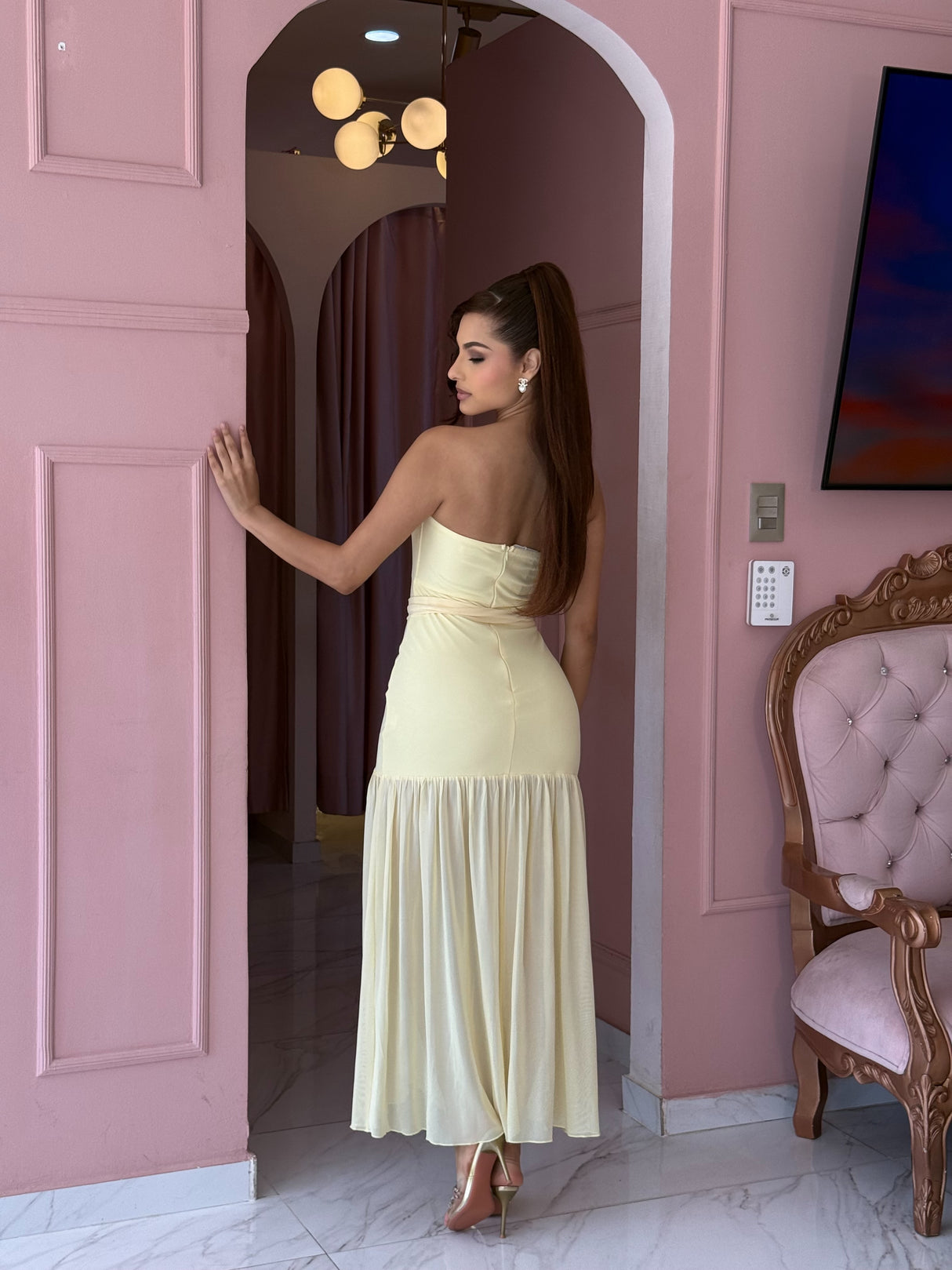 Vestido Largo Amarillo Minimalista Aura Soleil