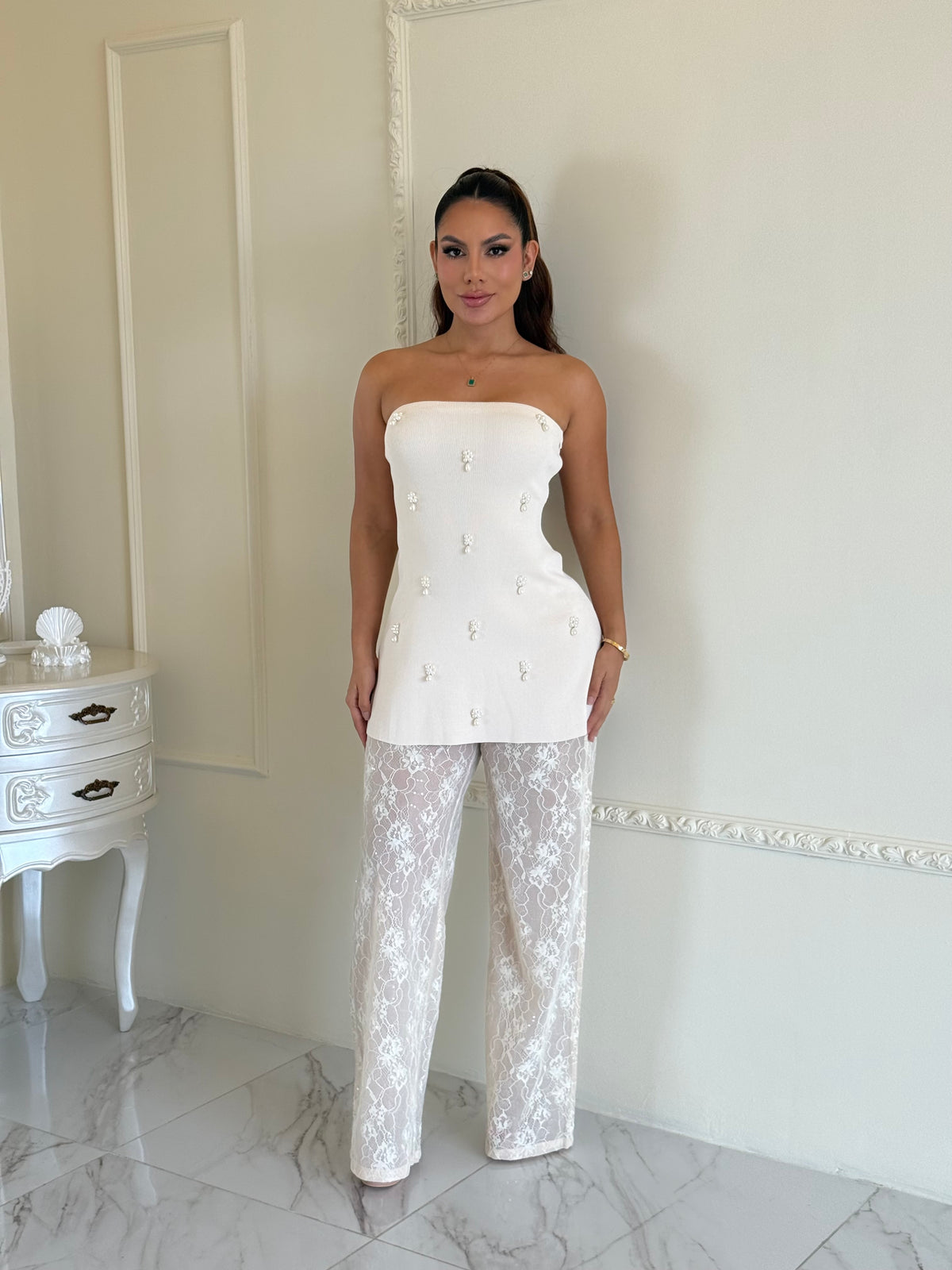 Set Strapless Perlas y Encaje