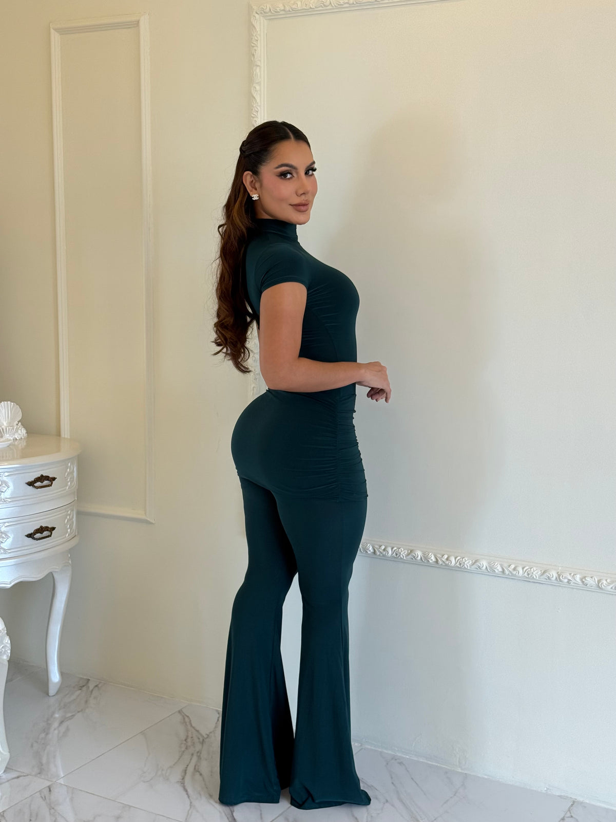 Set Alina