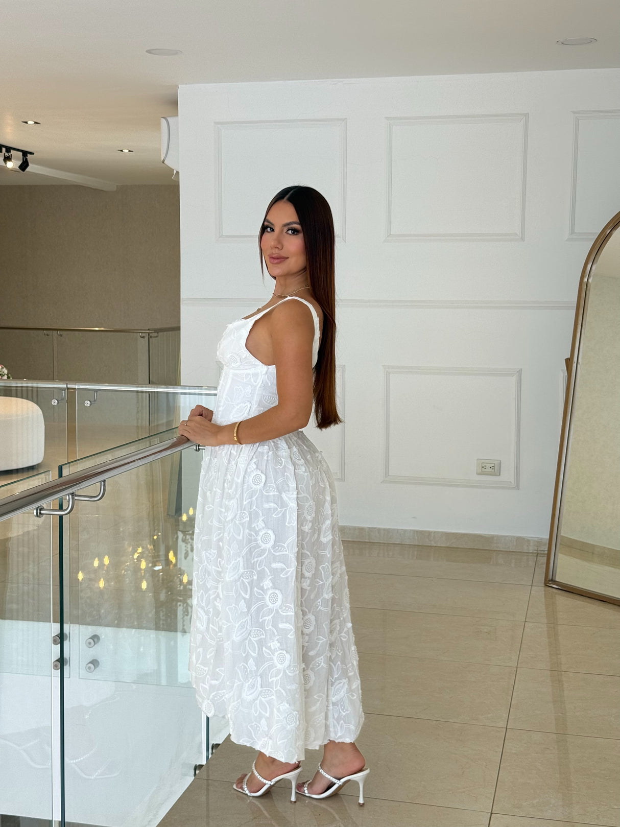 Vestido Blanche Élégance Luxe