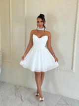 Vestido Corto Tipo Princesa con Corsé y Estola a Juego