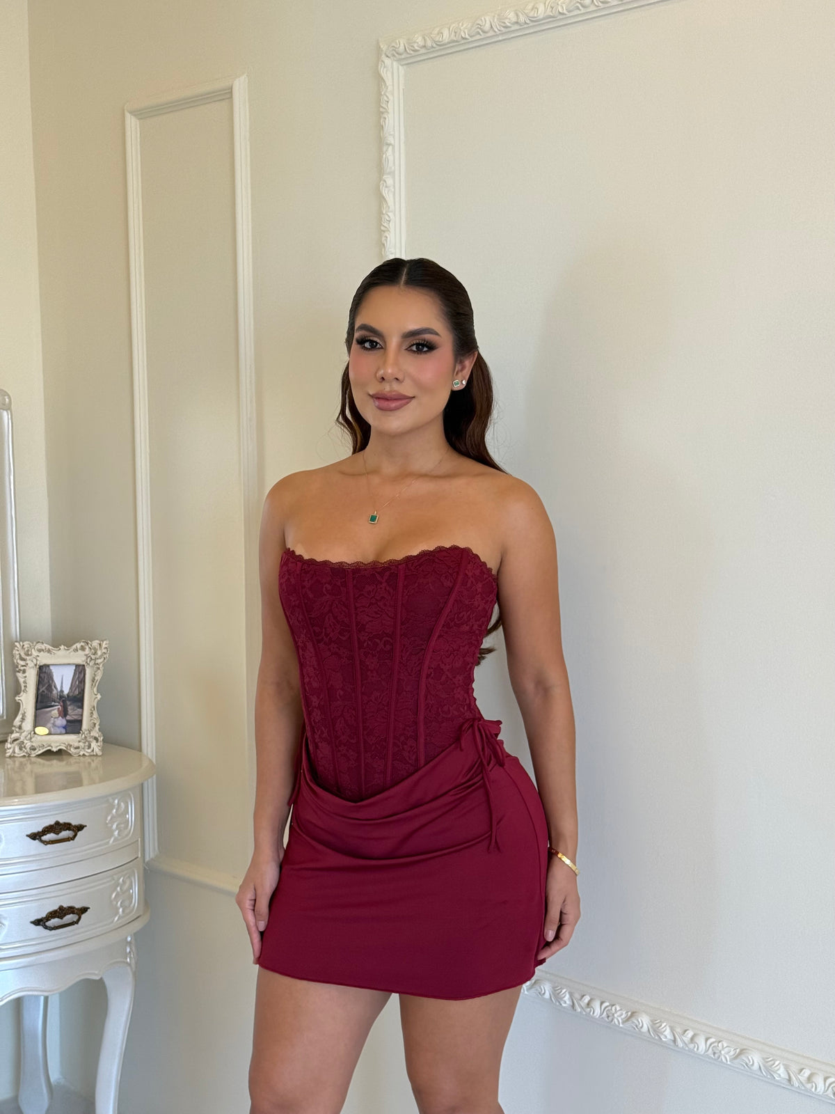 Vestido Bordeaux Romance Luxe