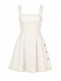 Vestido corto blanco con escote cuadrado y tirantes anchos