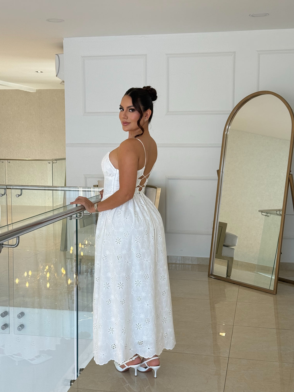 Vestido Midi Bordado Blanco