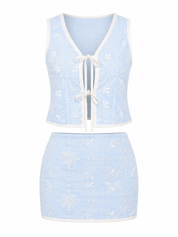 Set Bordado de Top con Lazos y Falda Corta Cielo Encantado