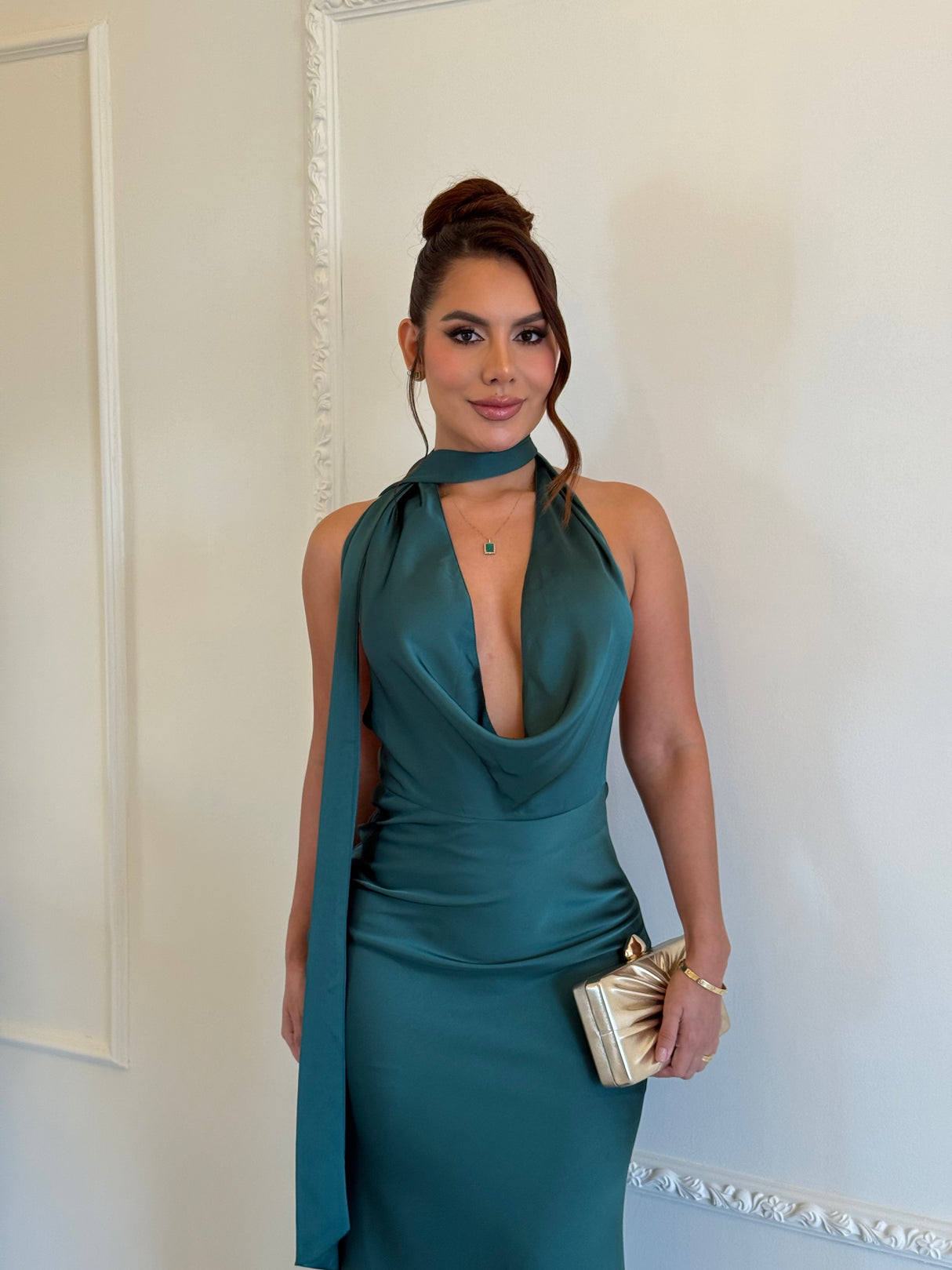 Vestido Largo Sirena Halter Satinado