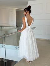 Vestido Celestia – Largo en Encaje con Detalle Floral