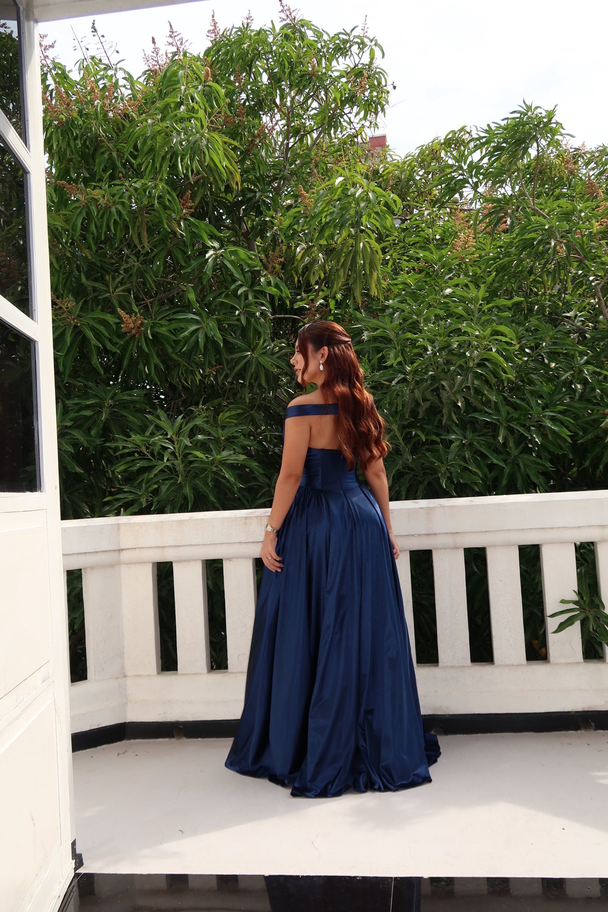 Eternal Royal Blue Grace