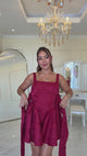 Vestido Corto de Jacquard Floral con Escote Cuadrado